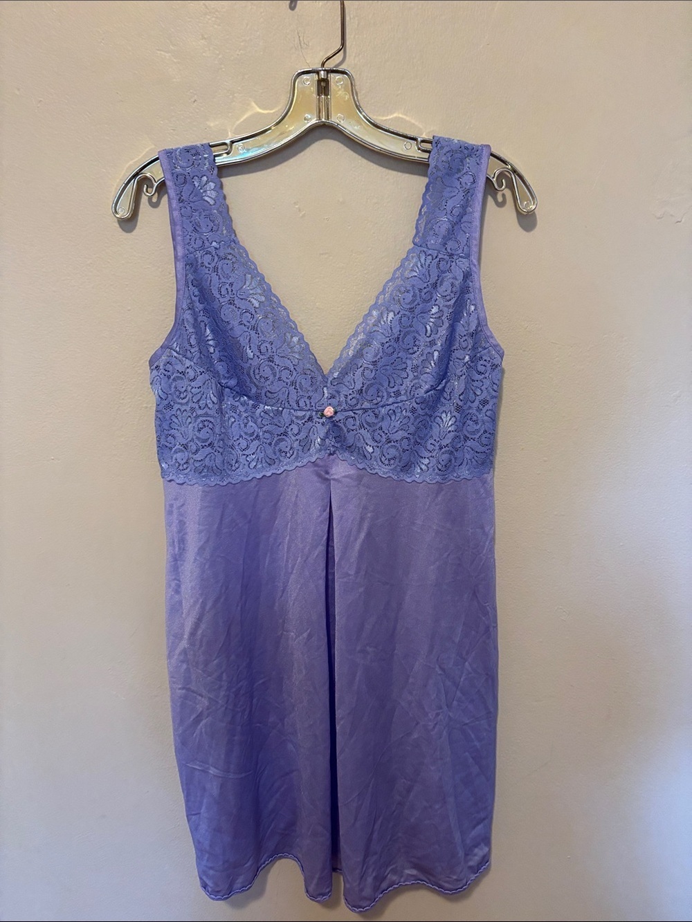 Lace-Trim V-Neck Chemise Nightdress in Lavender
